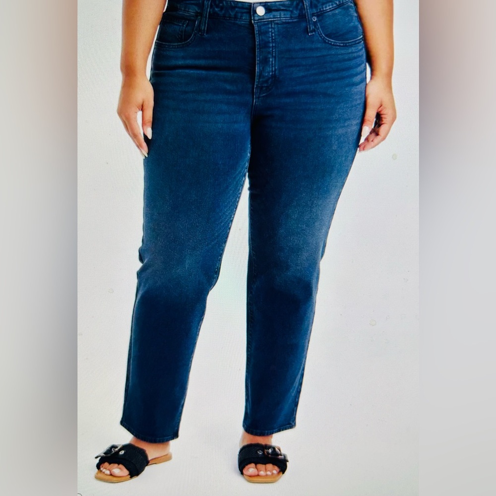 UNIVERSAL THREADS DARK WASH 18 WR MID RISE GF GIRLFRIEND DENIM JEANS ❤️👖